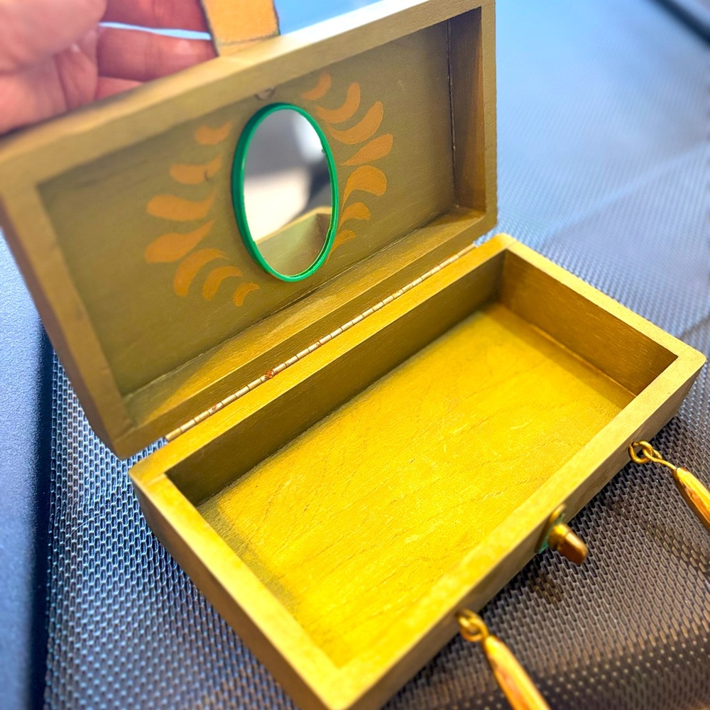 Vintage Peacock Wooden Handbag with Mirror and Gold Clasp Hand painted 🦚🦋